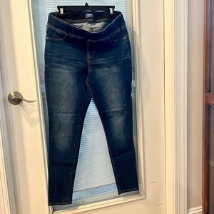 Old Navy Rockstar Mid-Rise Super-Skinny Jeggings for Women